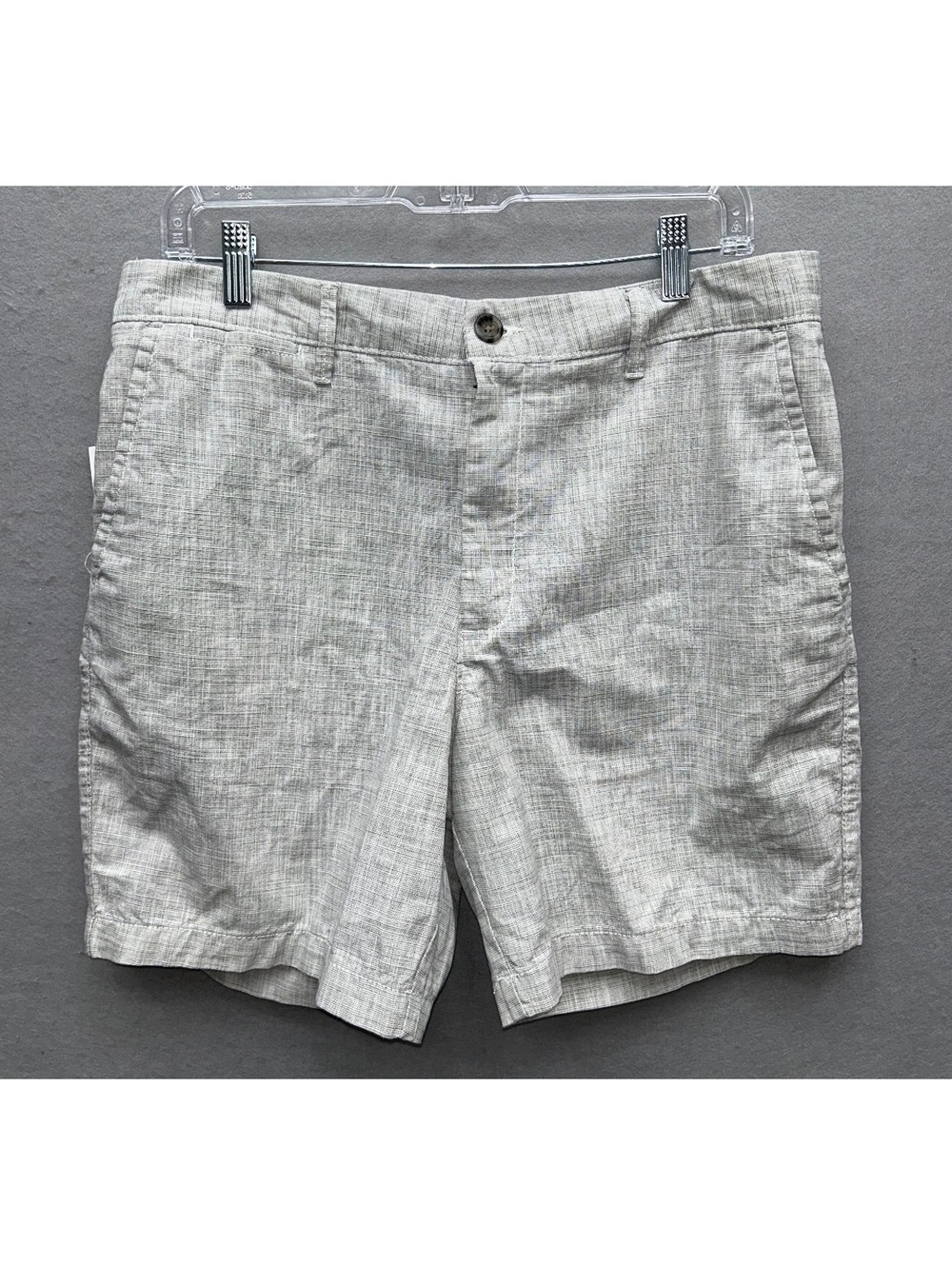 Goodfellow & Co The Every Wear Short Flat Front Mens Size 32 Inseam 7" Gray